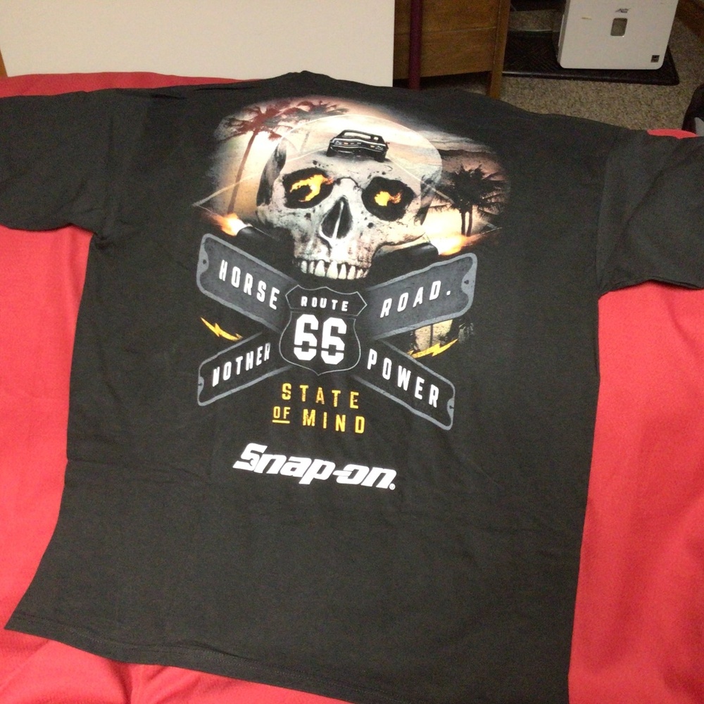 New SNAP ON tools tshirt